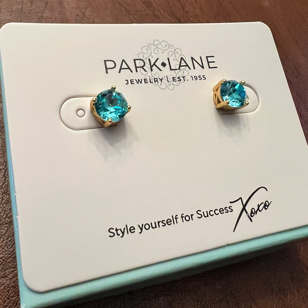 Impression Earrings | Turquoise | Gold Setting/ Stud Earrings | 3 Carats | New